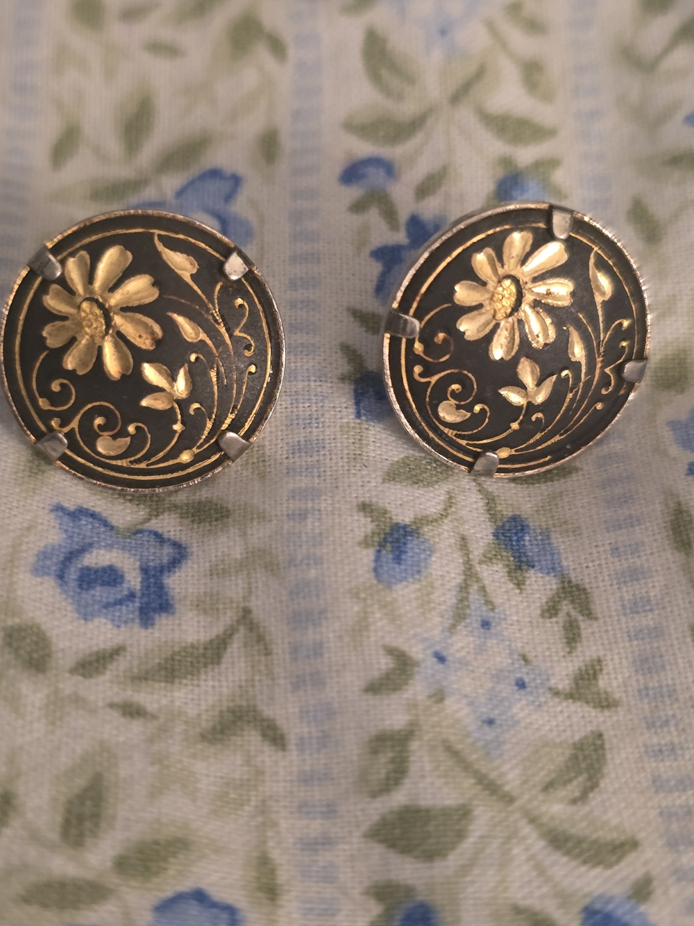 Gold Floral Round Stud Earrings - Black and Gold Women's Jewelry